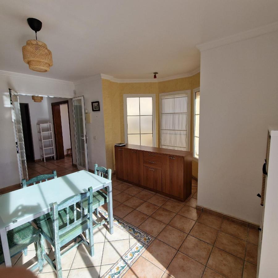 Integral 5 Coliving Bed & Breakfast El Medano  Bagian luar foto