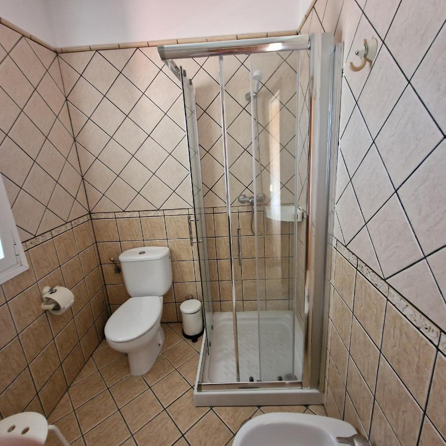 Integral 5 Coliving Bed & Breakfast El Medano  Bagian luar foto