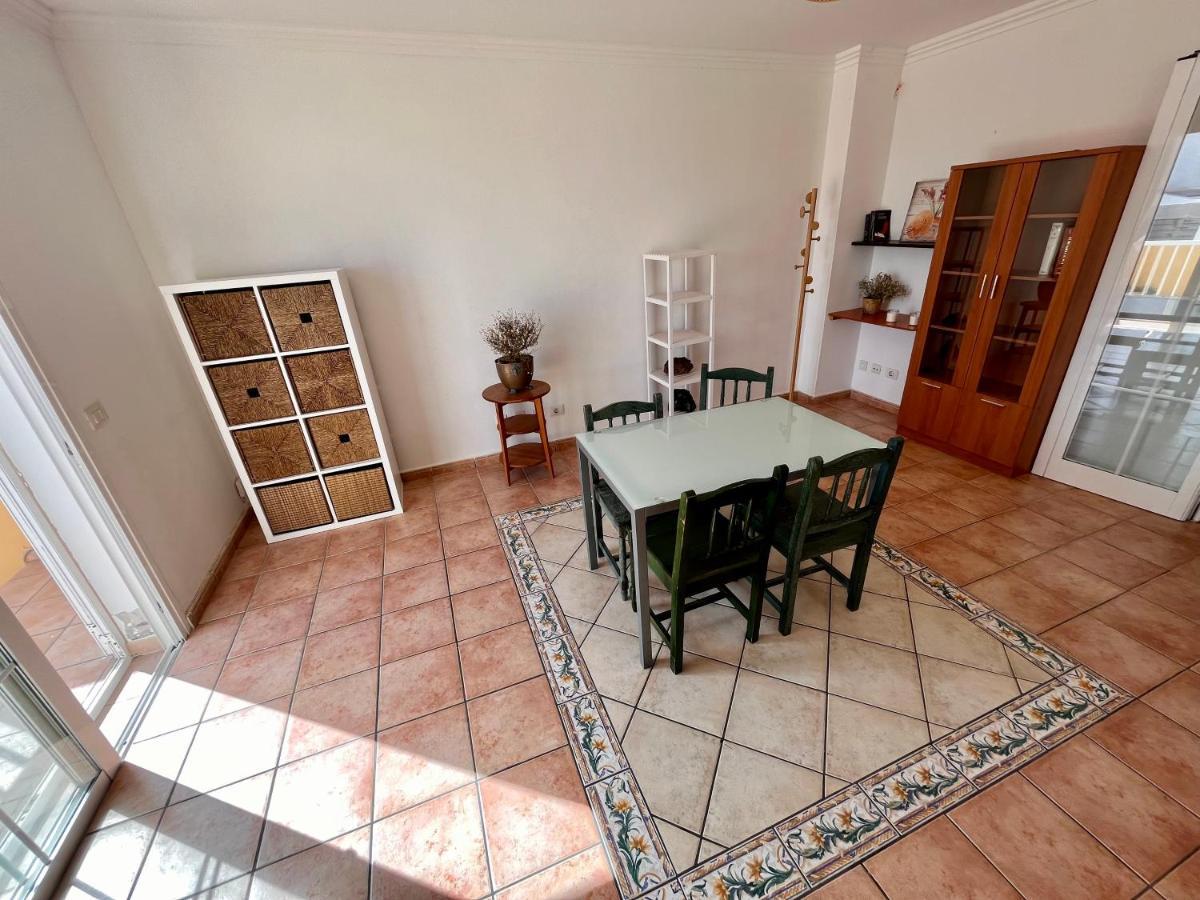 Integral 5 Coliving Bed & Breakfast El Medano  Bagian luar foto