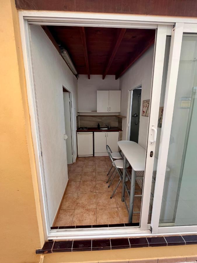 Integral 5 Coliving Bed & Breakfast El Medano  Bagian luar foto